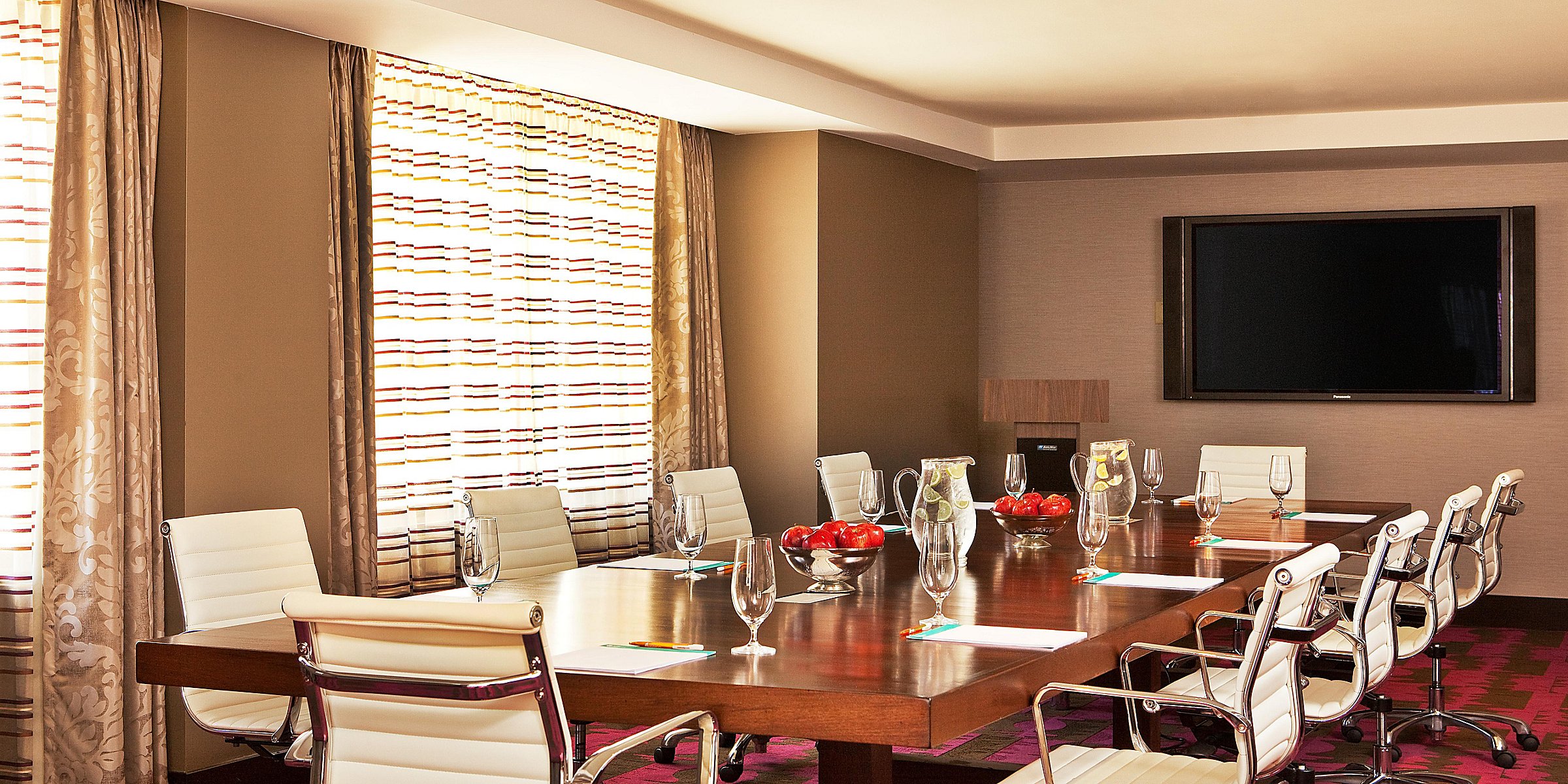 Hotel Indigo New Orleans Hotels New Orleans Garden District