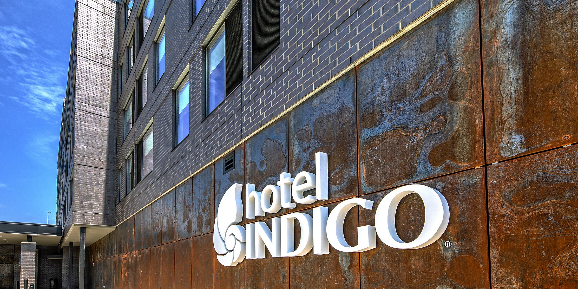 Pet Friendly Boutique Hotels In Pittsburgh Hotel Indigo