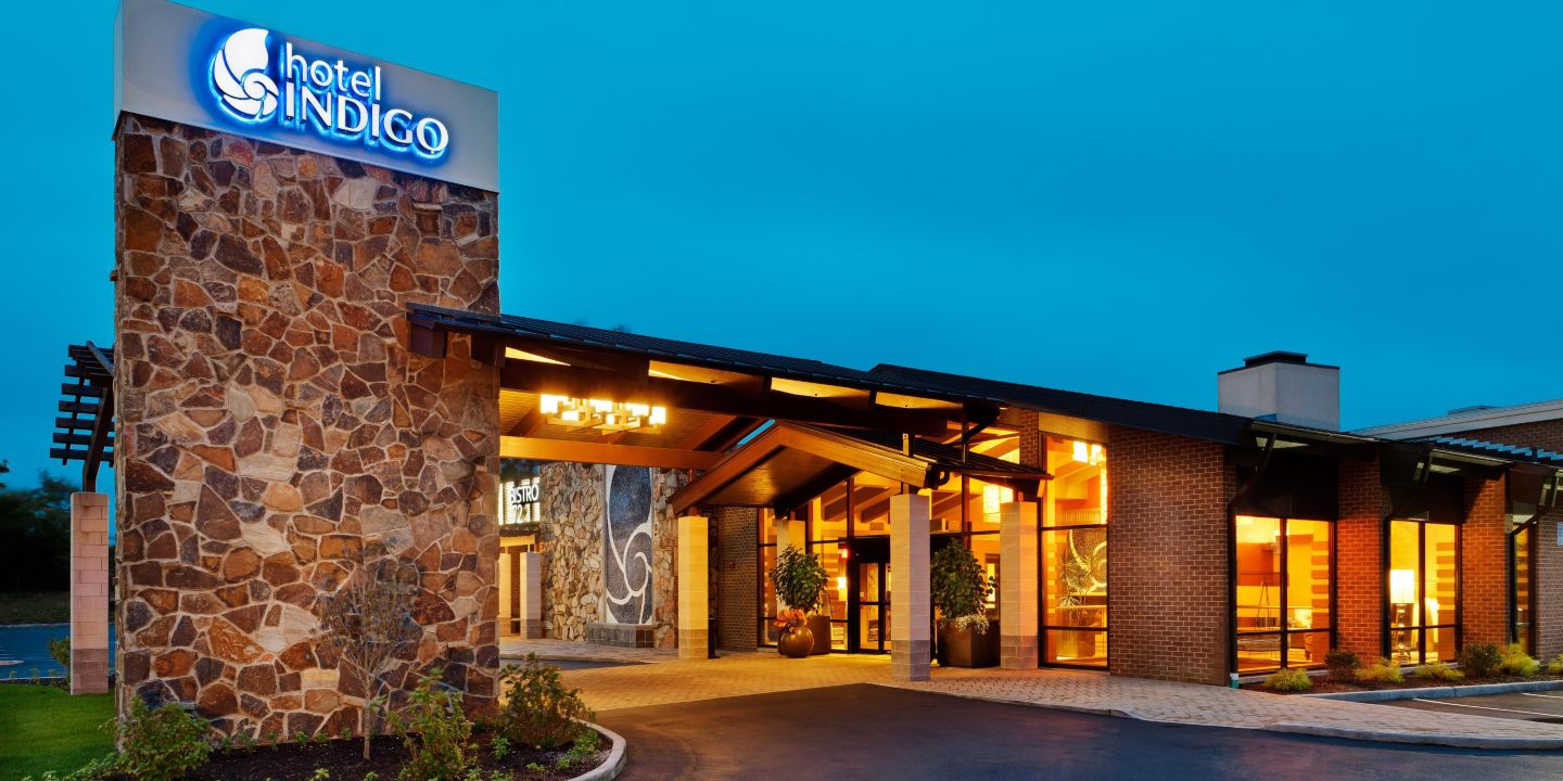 Boutique Pet-Friendly Hotels Riverhead  Hotel Indigo Long