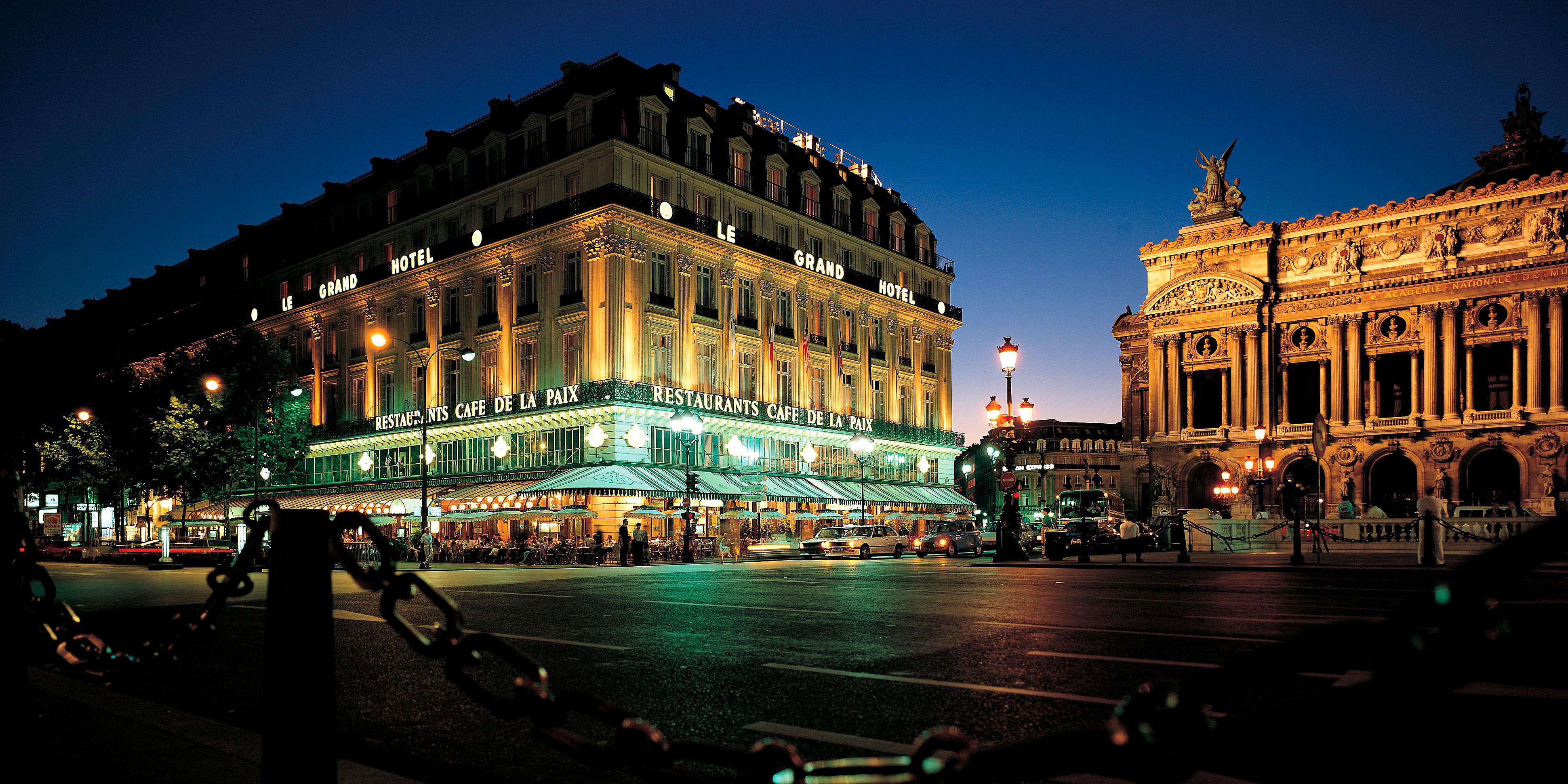 Ля де париж. Отель Гранд Париж в Париже. La Grand Cafe Париж. INTERCONTINENTAL отель Париж. Кафе Cafe de la paix.