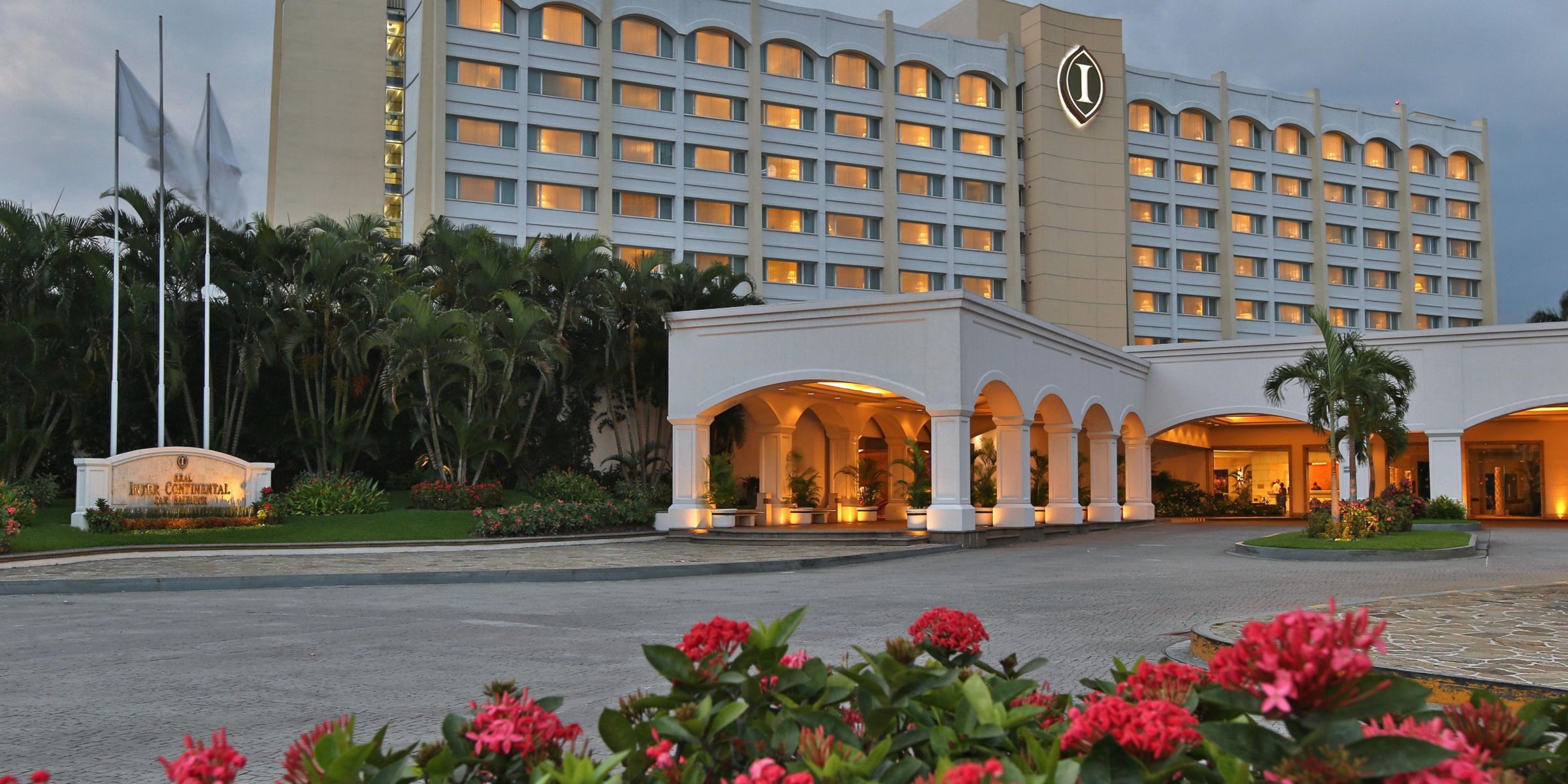 Hoteles ideales para tus viajes de negocios