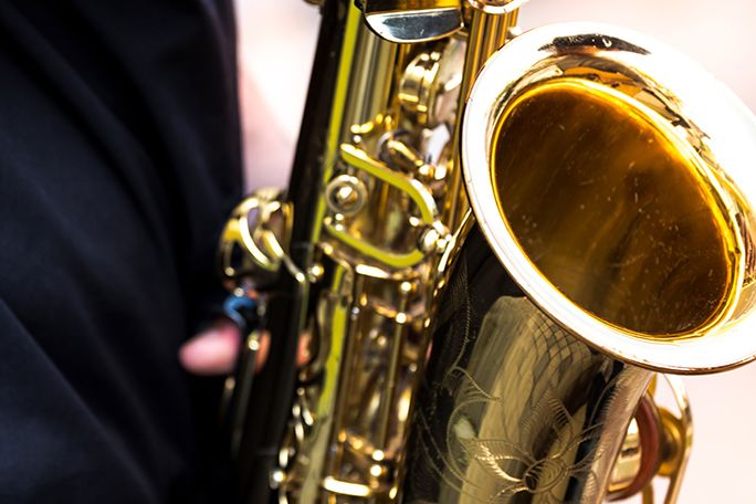 Close up of a saxaphone