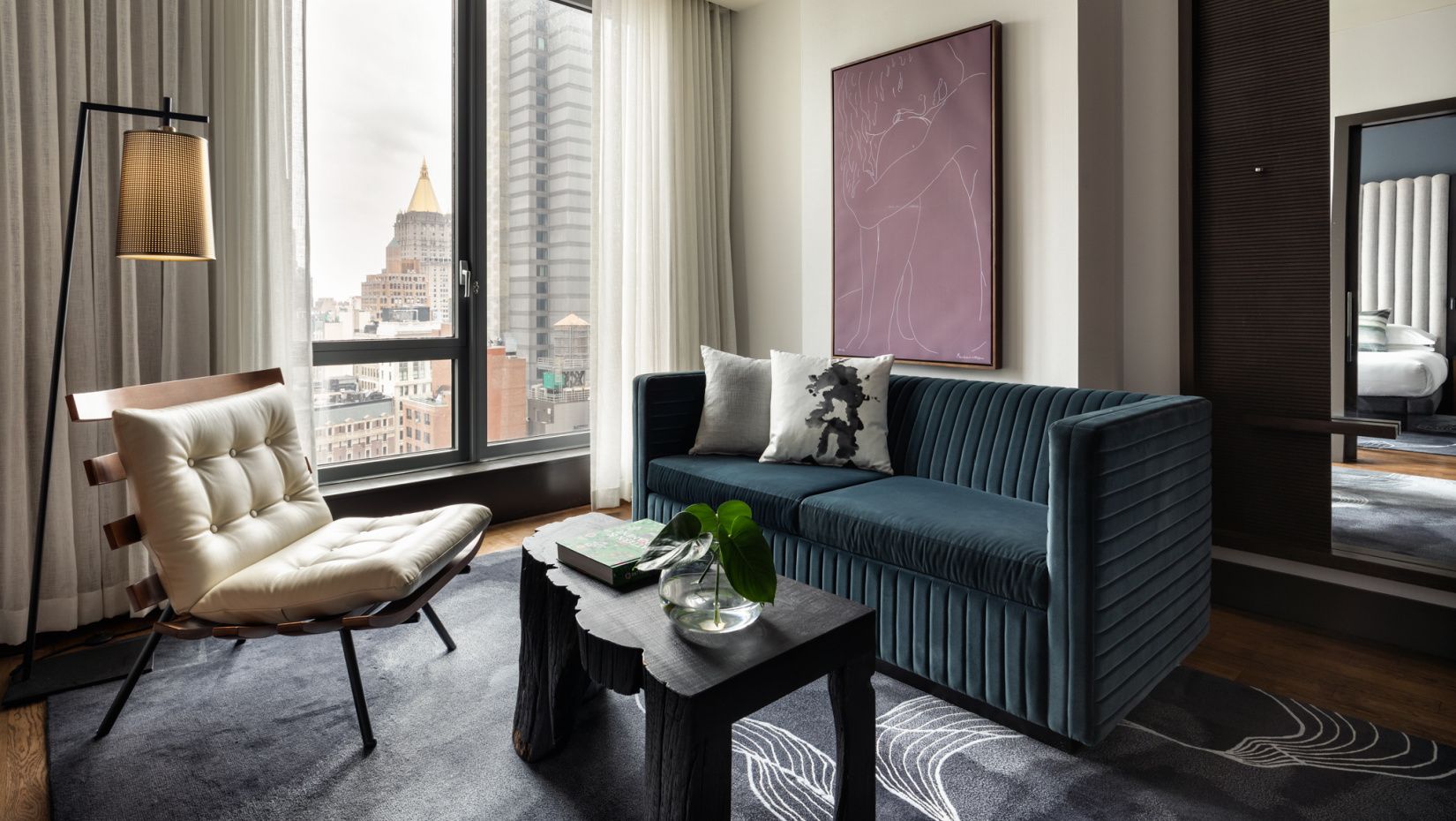 kimpton eventi guestroom with views of new york city