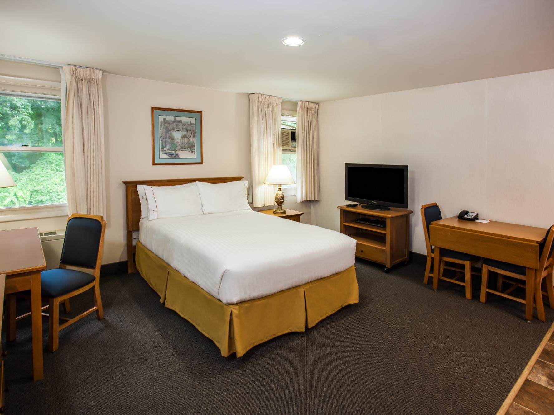 Rooms and Rates for IHG Army Hotels Building 785 at West Point