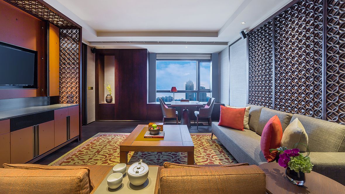 Regent Featured Room
