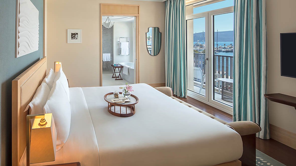 استمتع بإقامة فاخرة من فئة الخمس نجوم في بورتو مونتينيغرو ريجنت بورتو مونتينيغرو