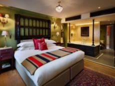 Mr & Mrs Smith The Zetter Townhouse Marylebon in London, United Kingdom