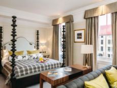 Mr & Mrs Smith 11 Cadogan Gardens in London, United Kingdom