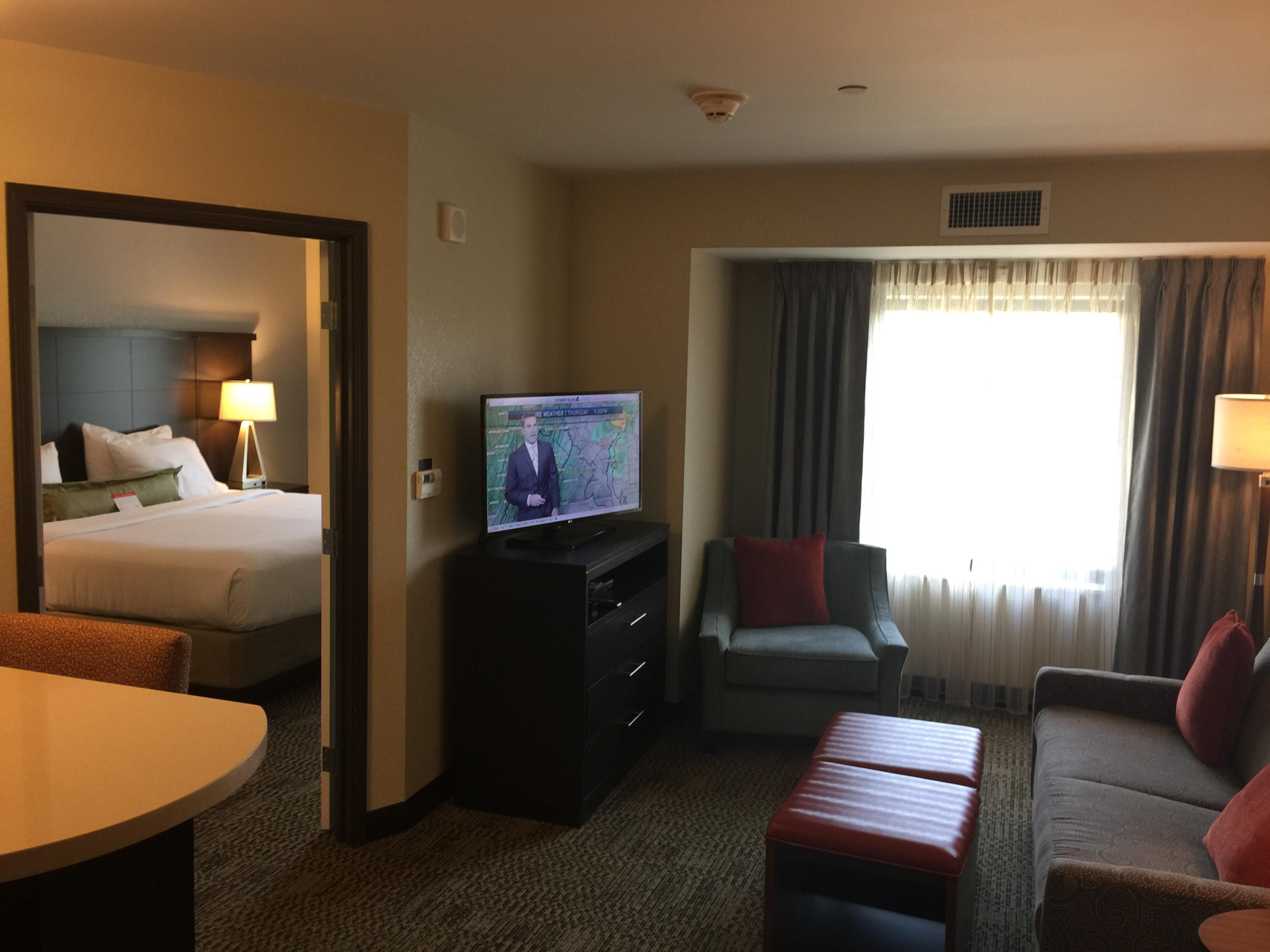 Rooms and Rates for IHG Army Hotels Building 1208 at Fort Belvoir