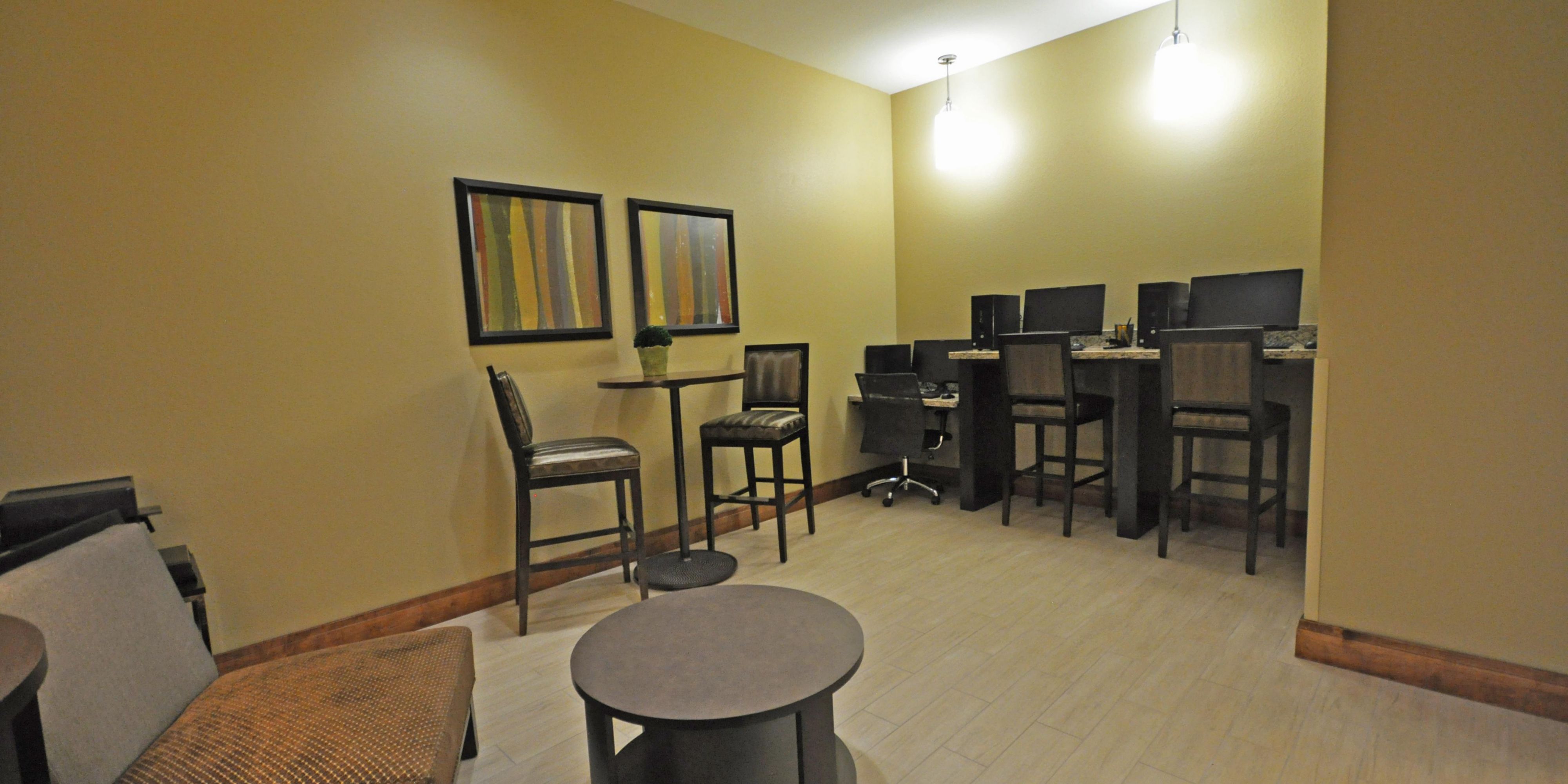 Staybridge Suites Eau Claire Altoona Free Internet Breakfast