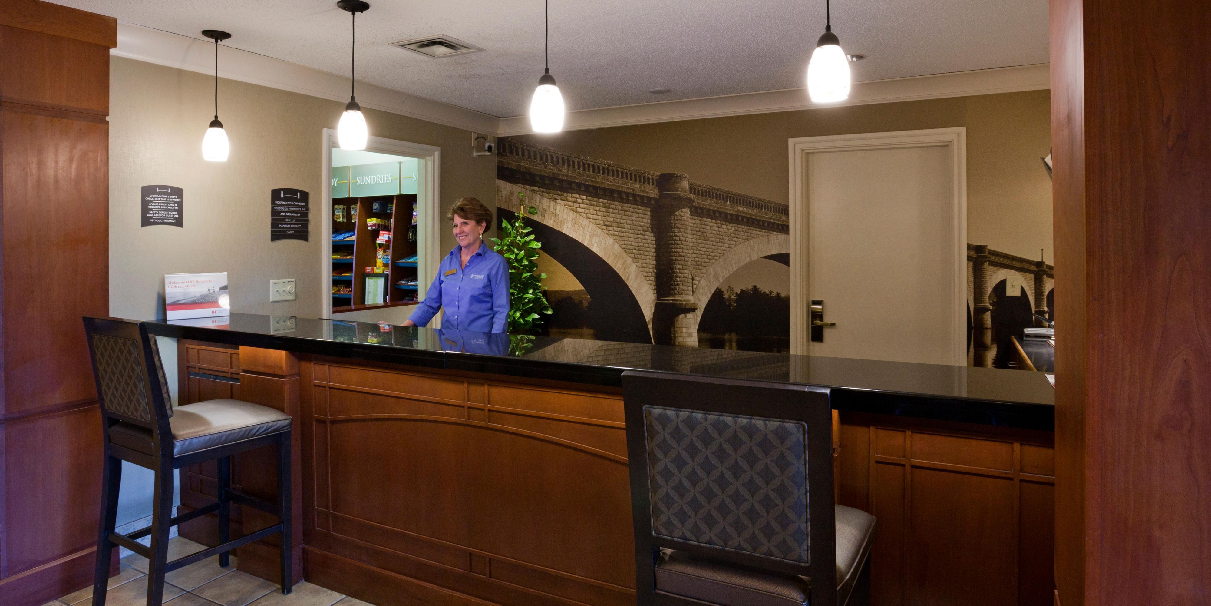 Pet Friendly Hotels Near Msp Airport Staybridge Suites