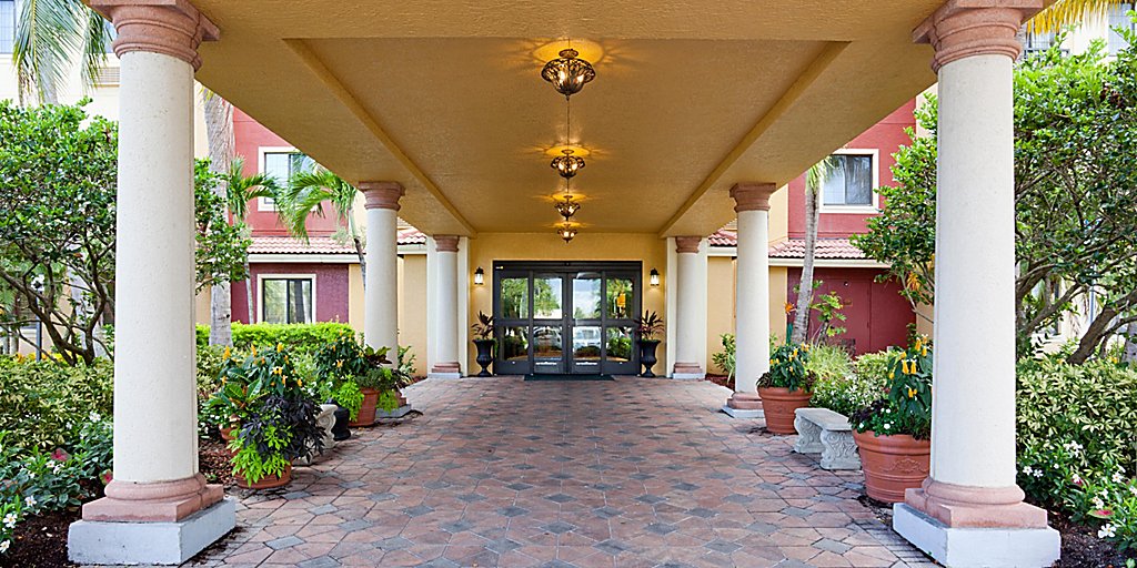 Extended Stay Hotels Near Naples Fl Staybridge Suites