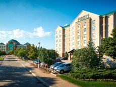 Staybridge Suites Oakville-Burlington in Toronto, Ontario