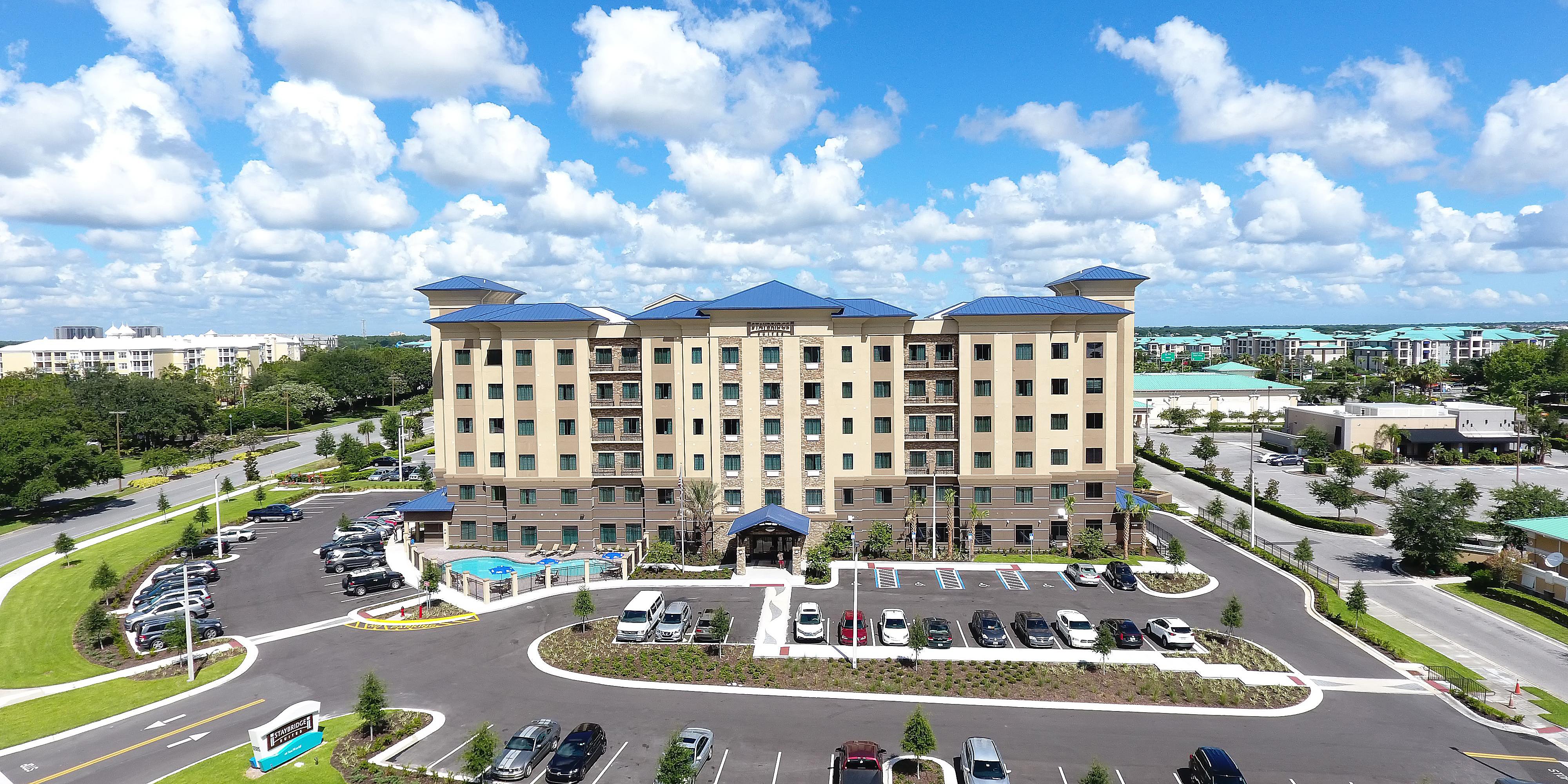 Hotels Near Seaworld Orlando Staybridge Suites Orlando At Seaworld