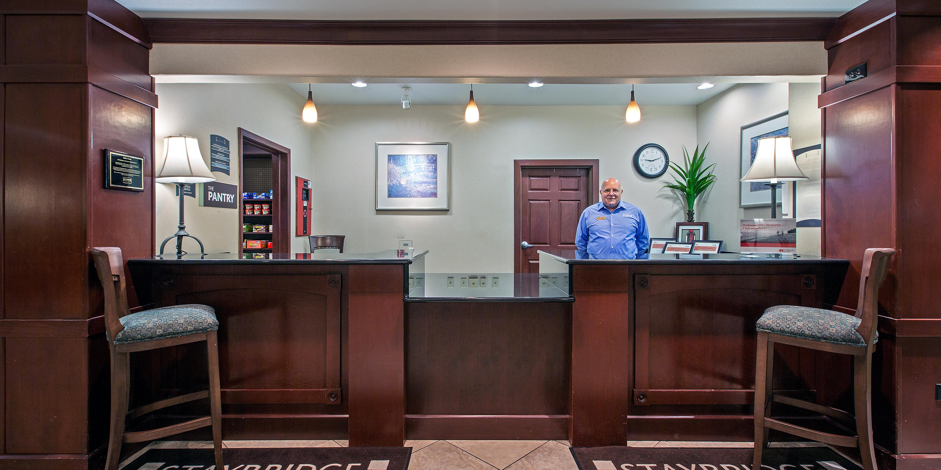 Pet Friendly Hotels In Rockford Il Staybridge Suites Rockford