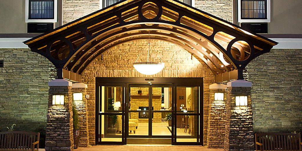 Extended Hotels Near Seaworld San Antonio Staybridge