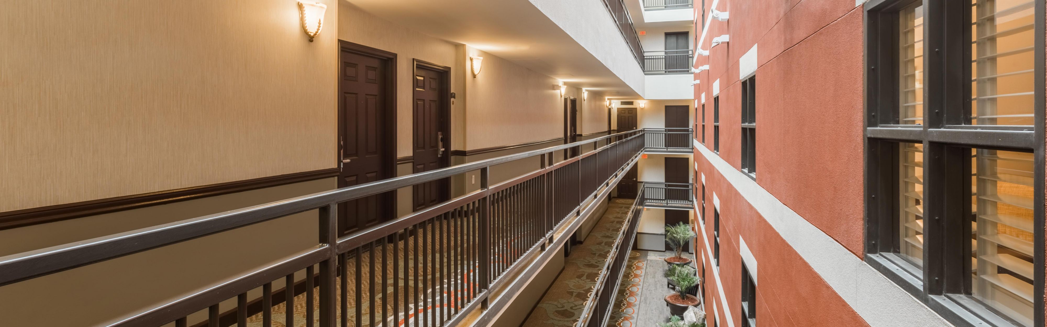 Staybridge Suites Savannah Historic District Buchen Sie