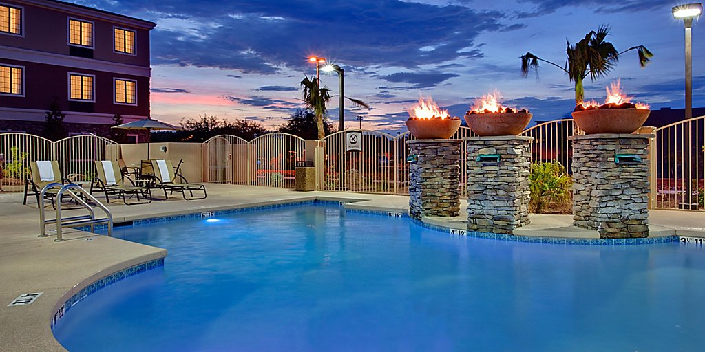 Hotel Suites In Tucson Az Staybridge Suites Tucson Airport