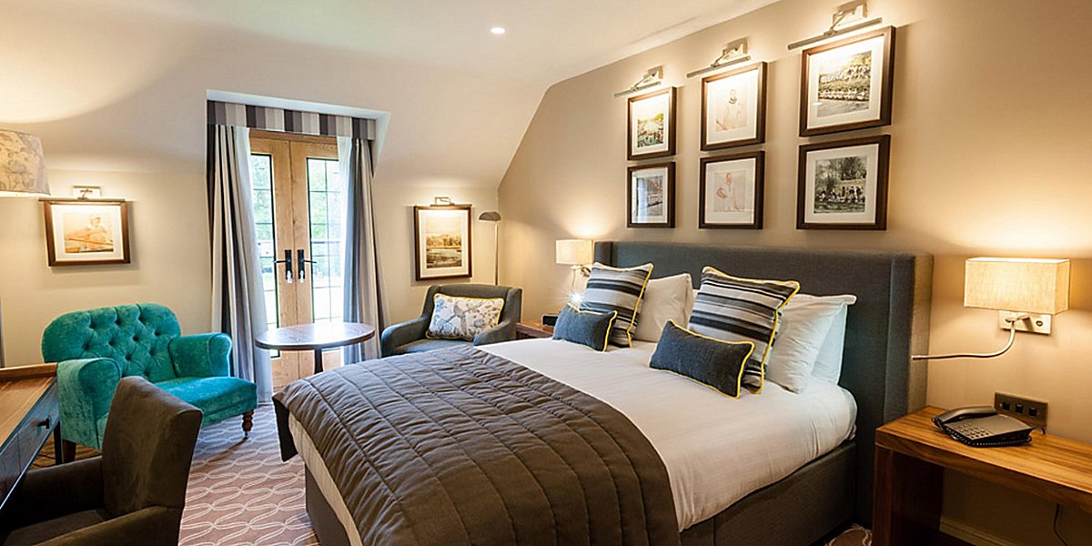 Historic Hotels In Thames Uk Voco Oxford Thames