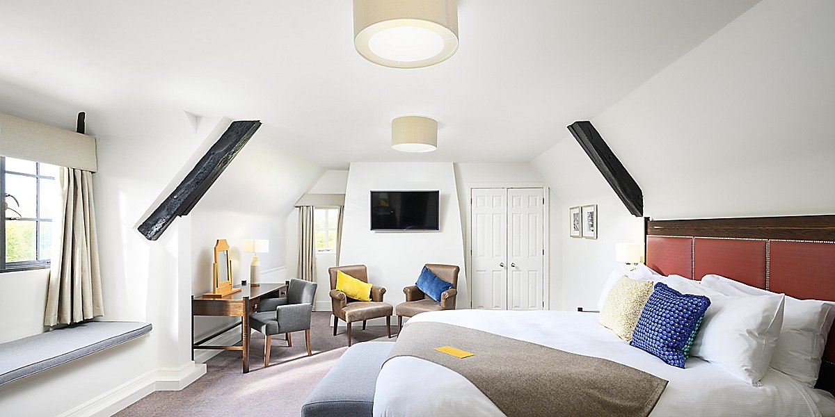 Historic Hotels In Thames Uk Voco Oxford Thames